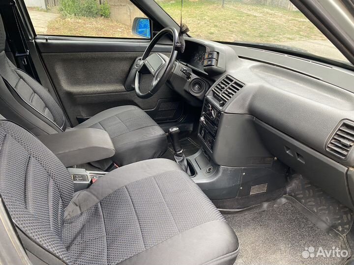 ВАЗ 2112 1.6 МТ, 2002, 300 000 км