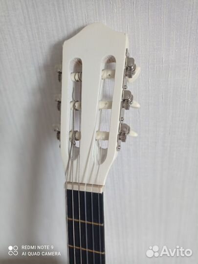 Классическая гитара шестиструнная бу
