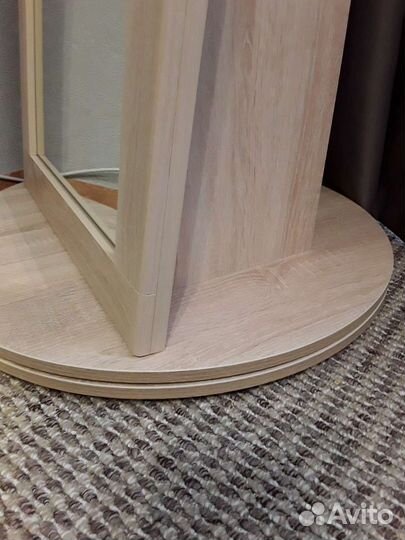 Зеркало напольное