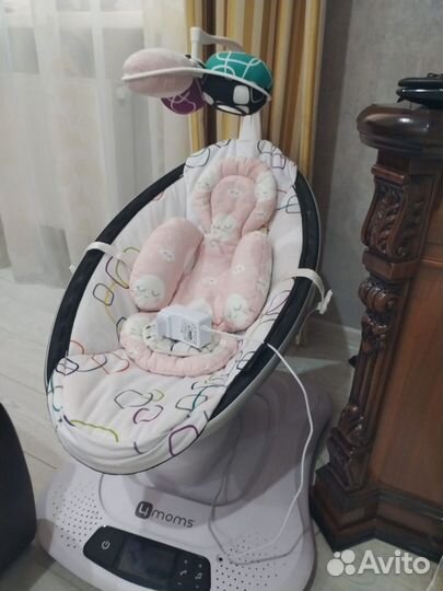 Детские электронные качели 4moms