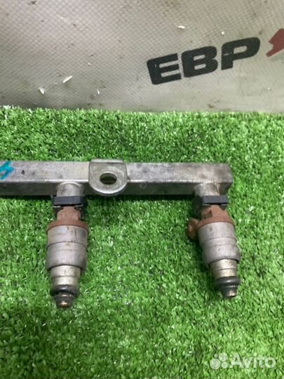 Топливная рейка с форсунками Chevrolet Lacetti