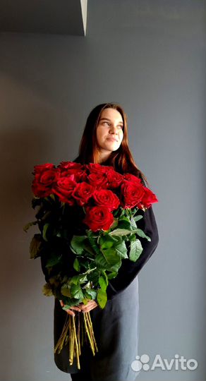 Красные розы 80 см