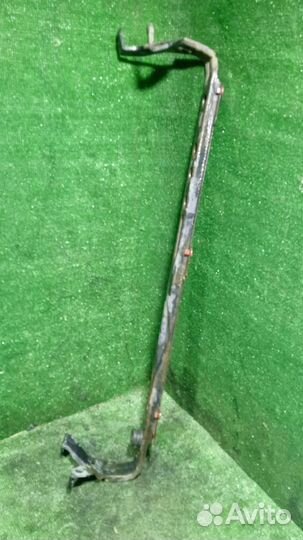 Панель крепления радиатора ford focus 2 нижняя