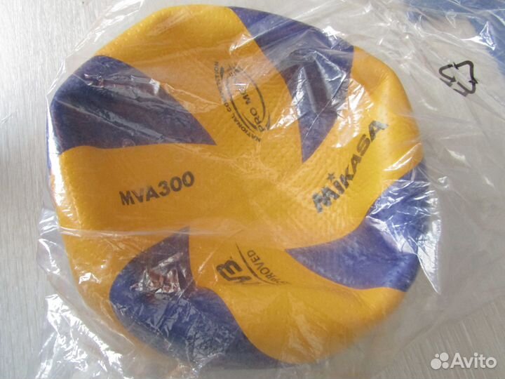 Мяч волейбольный mikasa MVA300