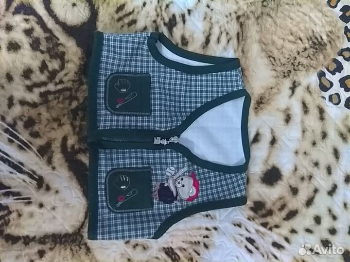 Жилетка детская на 2-3 года