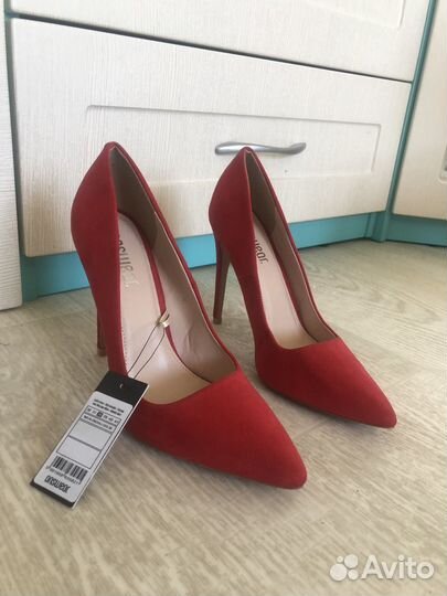 Туфли 38 новые