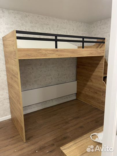 Кровать чердак