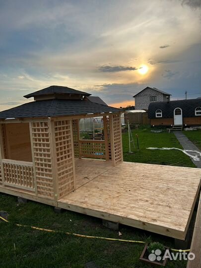 Беседка с мебелью