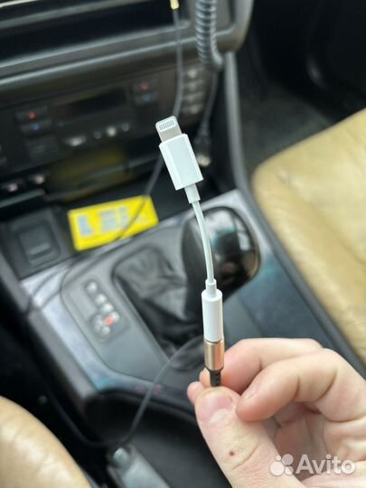 Переходник с lighting на aux apple