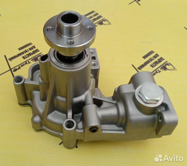 Помпа Yanmar 4TNE86