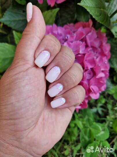 Маникюр-педикюр дома