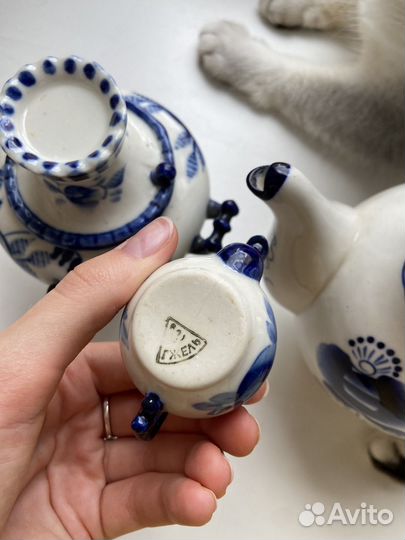 Чайник гжель