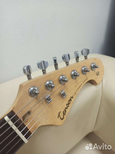 Tenson Stratocaster электрогитара
