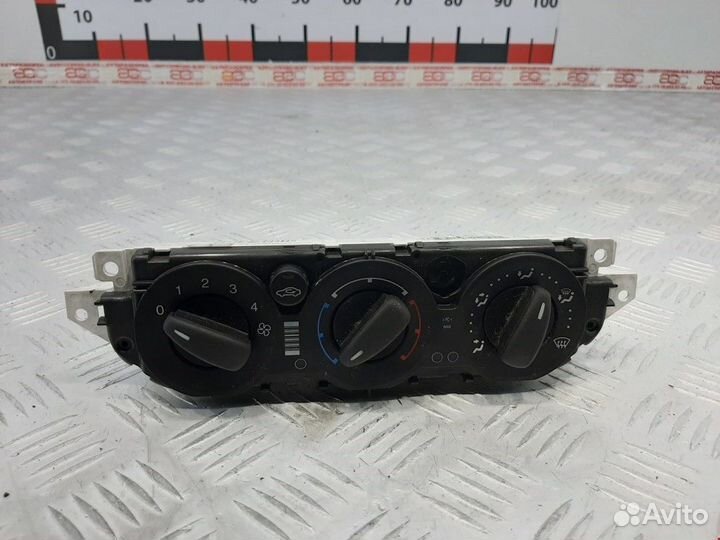 Блок управления печки / климат-контроля Ford 2