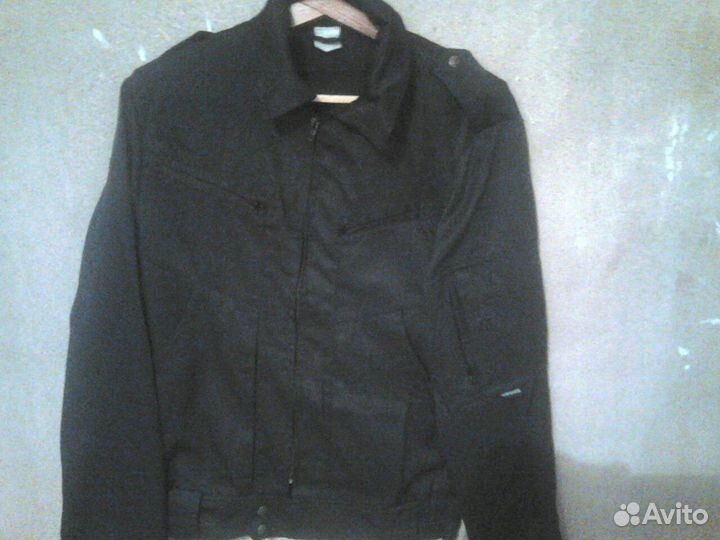 Форма чёрная