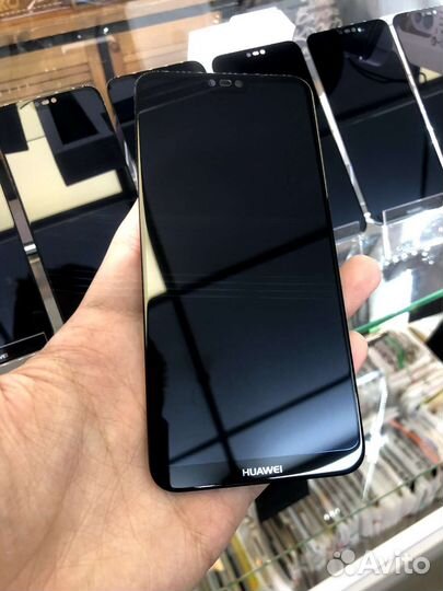 Продам дисплеи для Honor P20 Lite