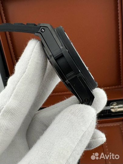 Наручные часы hublot