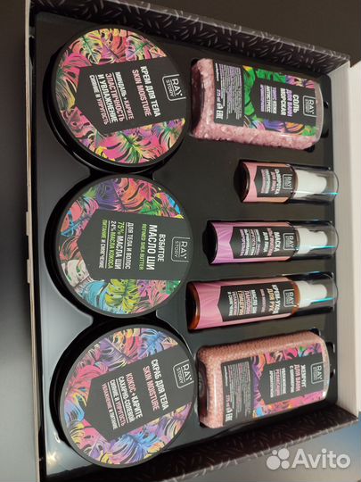 Подарочный набор косметики