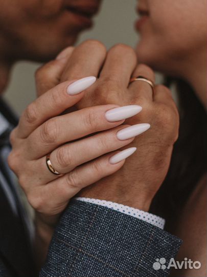 Маникюр, педикюр, наращивание ногтей