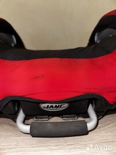 Автокресло бустер isofix