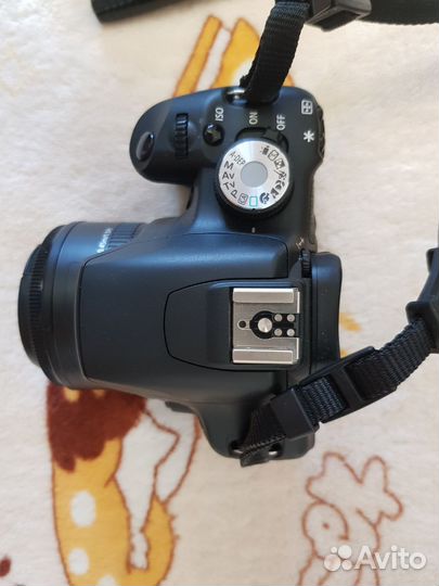 Зеркальный фотоаппарат canon 550d