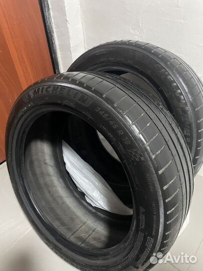 Michelin Pilot Sport 4 245/45 R18 100