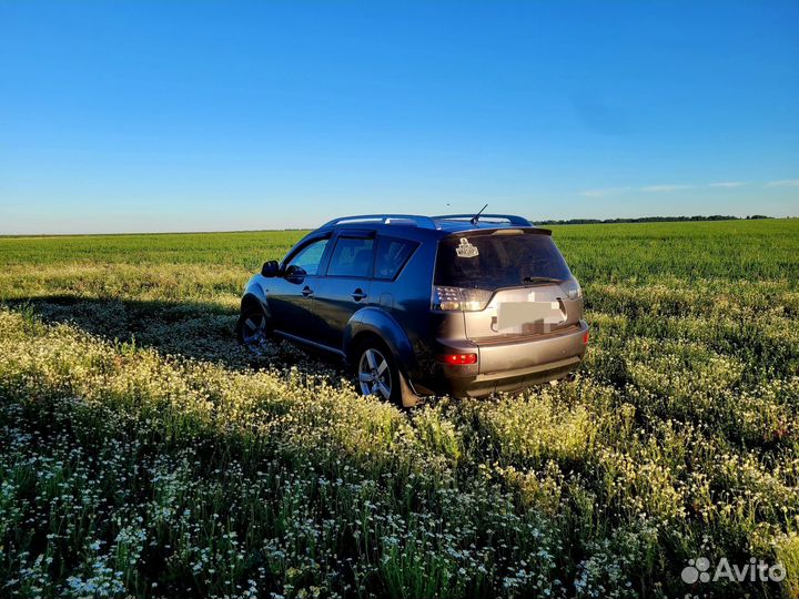 Mitsubishi Outlander 2.4 CVT, 2008, 300 000 км