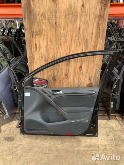 Дверь правая передняя Фольксваген Golf 6 дефект