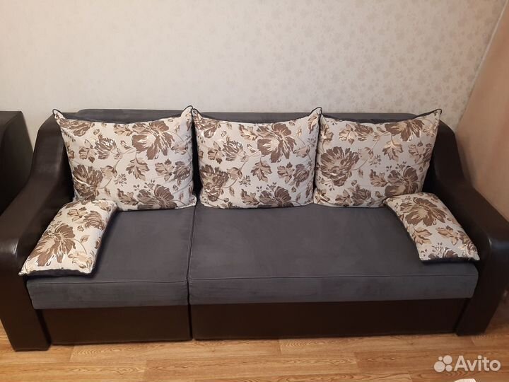 Диван и кресло бу
