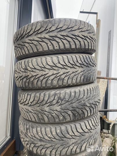 Yokohama Ice Guard Stud IG55 215/60 R17