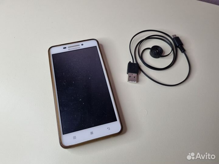 Телефон lenovo A5000 б/у