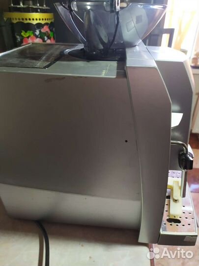 Кофемашина AEG Caffe Perfetto