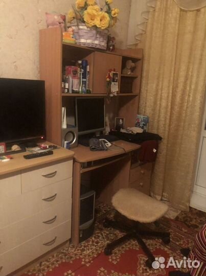 Компьютерный стол