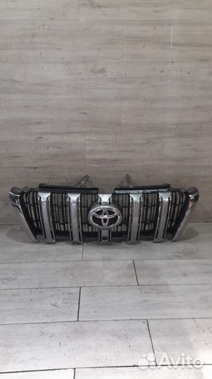 Решетка радиатора Toyota Land Cruiser Prado 150 С