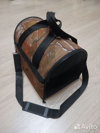 Переноска для собак и кошек