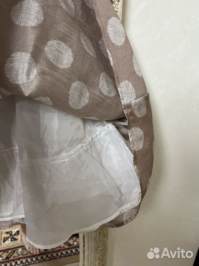 Платье для девочки праздничное 140