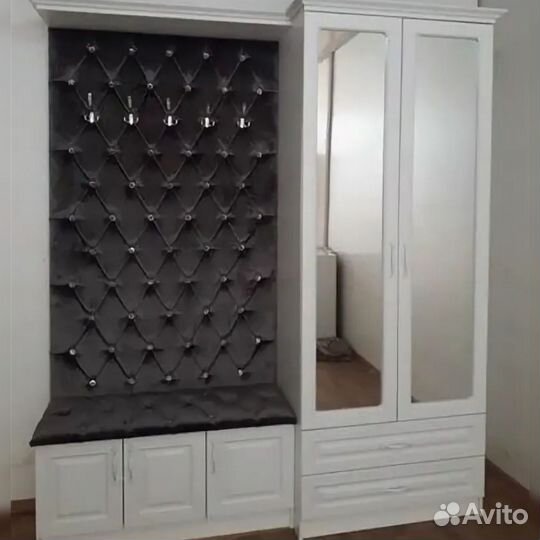 Прихожая