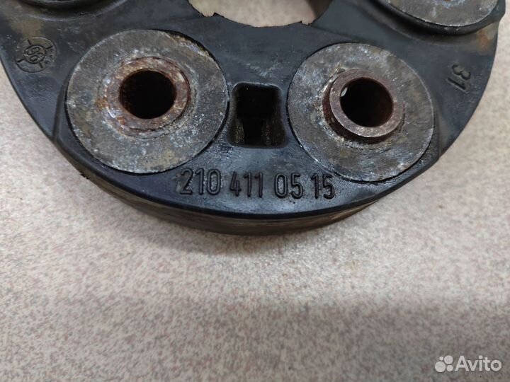 Муфта кардана задняя Mercedes-Benz E-Class W210