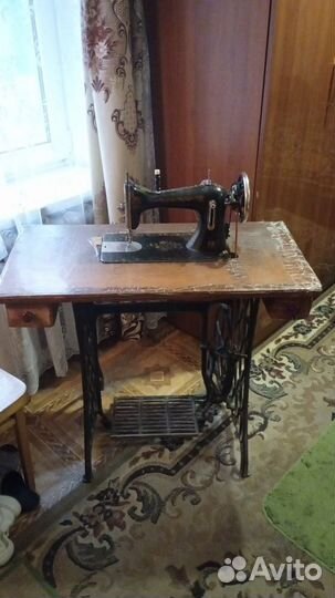 Швейная машинка Зингер ножная рабочая