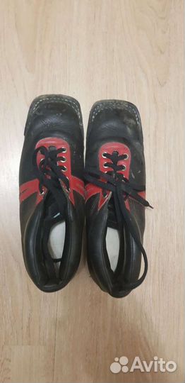 Лыжные ботинки