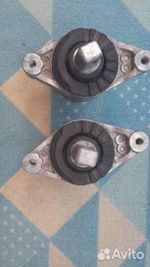 Подушка двигателя mazerati