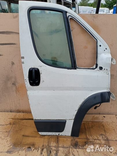 Дверь передняя правая(пежо боксер,ситроен джампер)