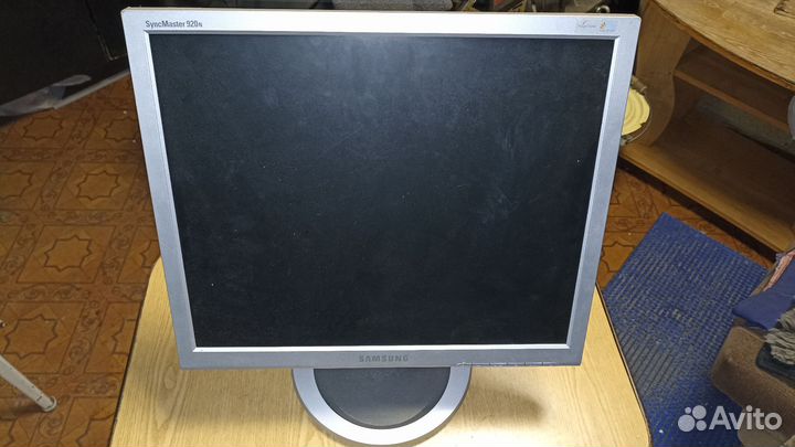 Монитор Samsung SyncMaster 920N 19