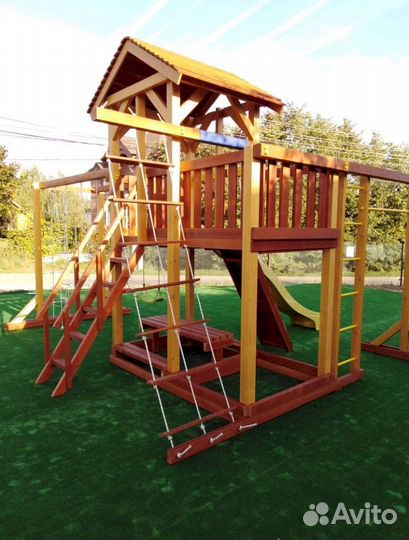 Детская площадка для всей семьи