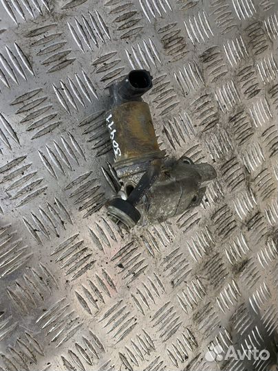 Клапан рециркуляции (EGR ) VAG Golf 4 Fabia