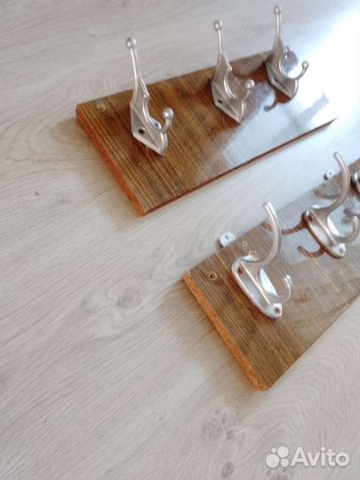 Вешалка настенная 2штуки