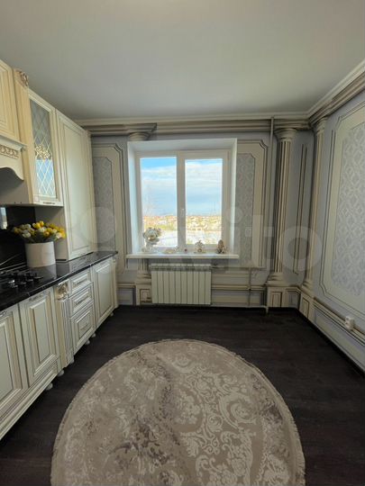 3-к. квартира, 70 м², 5/5 эт.