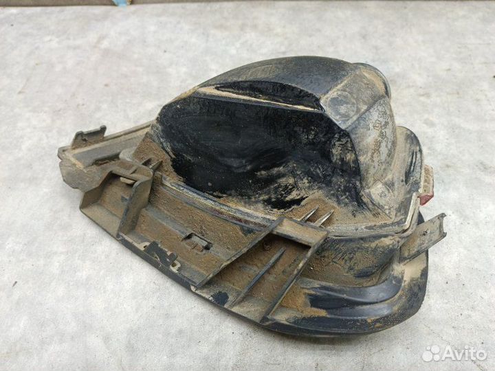 Фонарь в бампер задний правый Renault Duster 4Х4