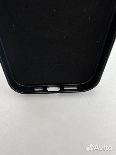 Продам кожаный чехол на iPhone 14 pro