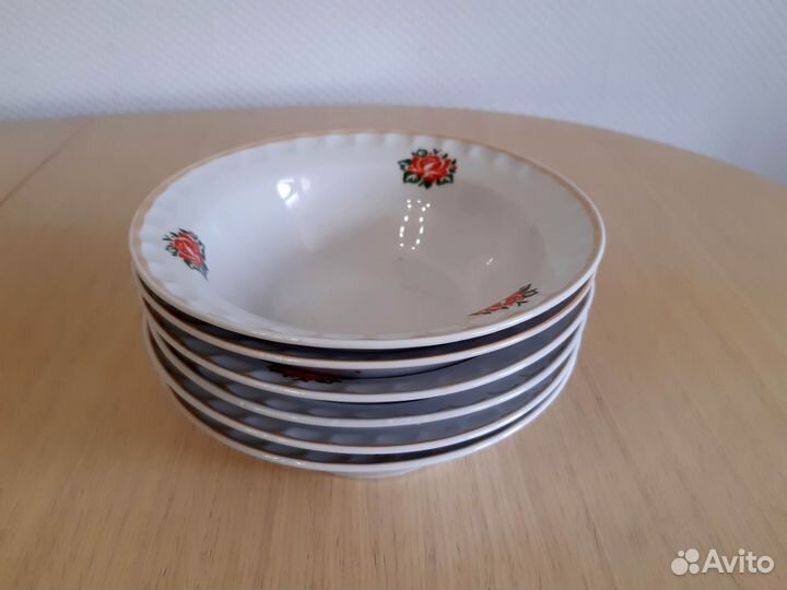 Тарелки глубокие, времён СССР